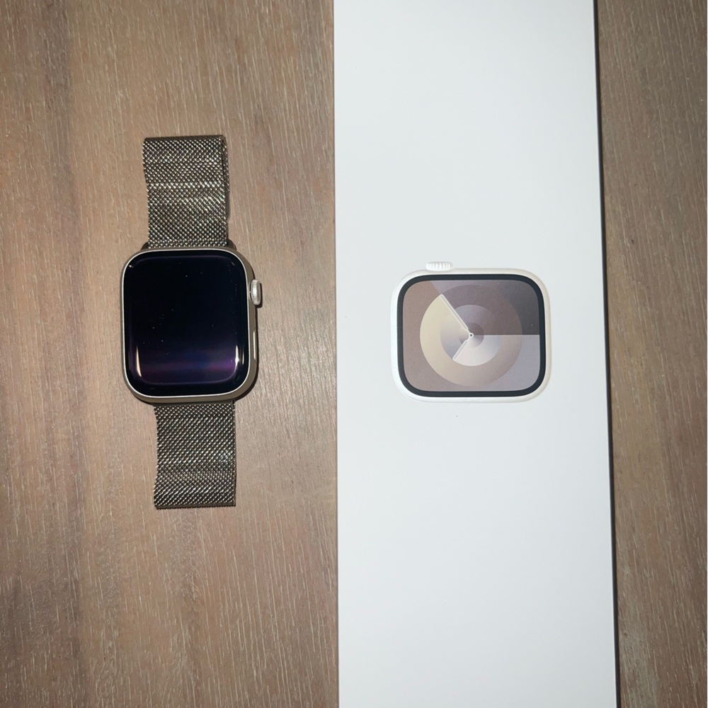 Apple Watch Series 9 Aluminum Case 45mm